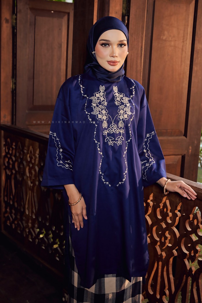 RATU CEMPAKA KURUNG (RCS-D2) IN NAVY BLUE