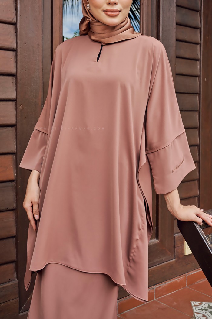 ROSA KURUNG PLAIN IN BROWN