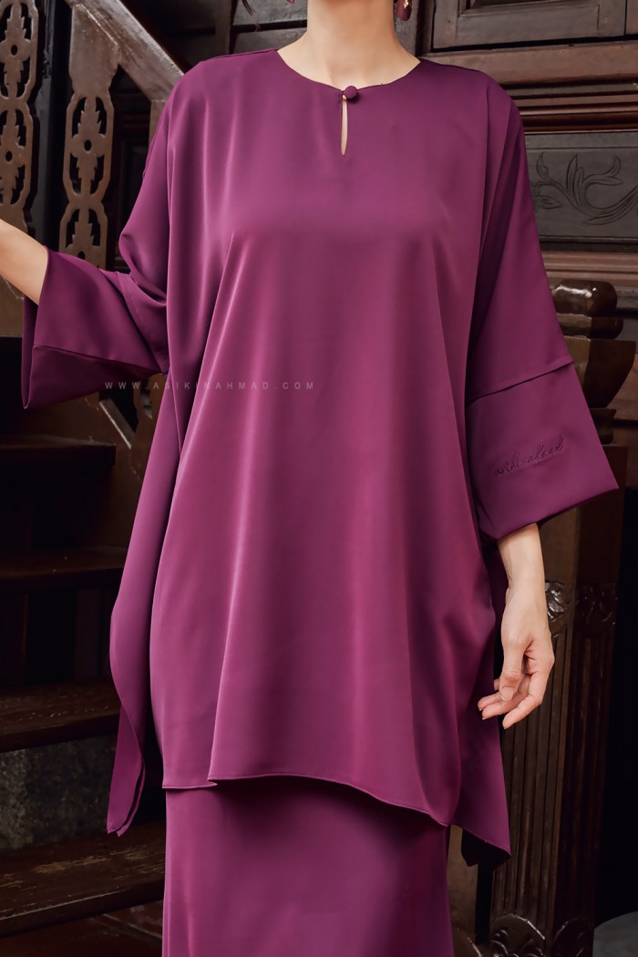 ROSA KURUNG PLAIN IN DARK PURPLE