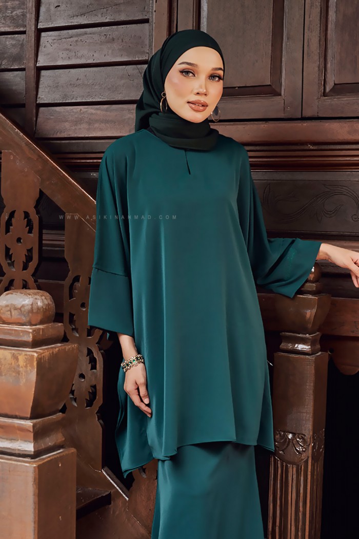 ROSA KURUNG PLAIN IN FOREST GREEN