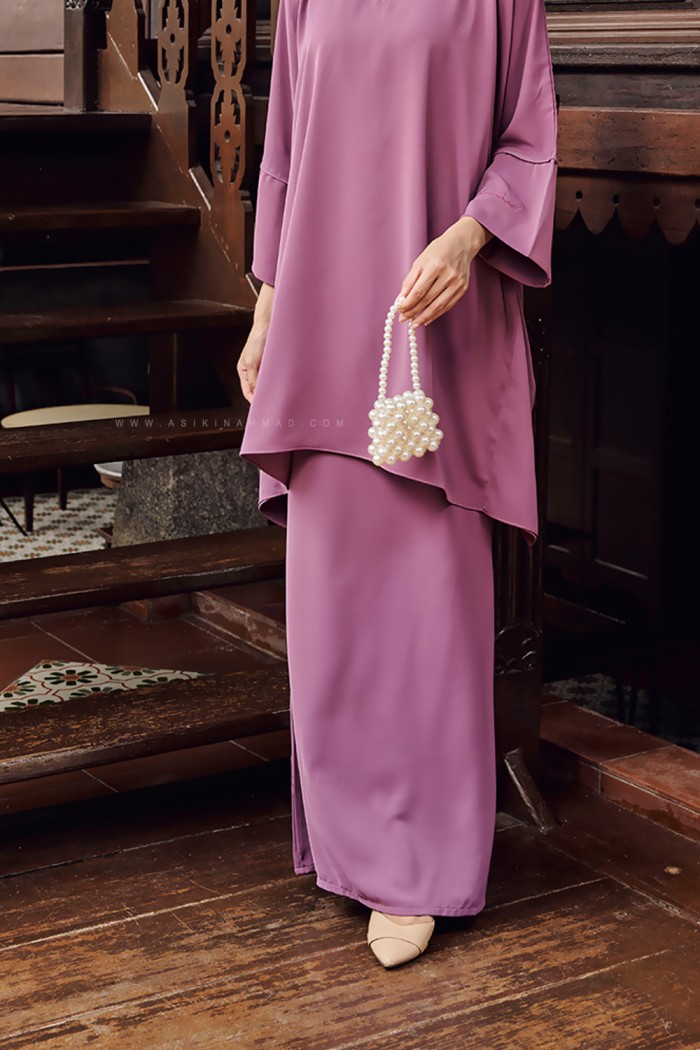 ROSA KURUNG PLAIN IN PURPLE