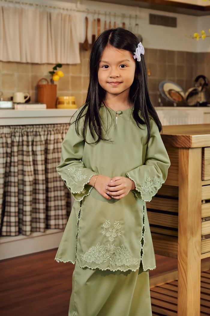 SALLY KURUNG KIDS SAGE GREEN