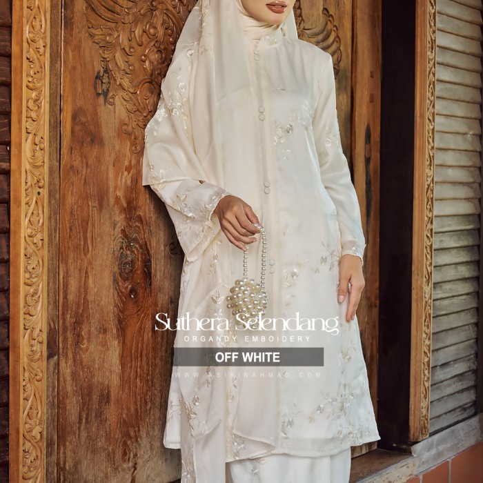 SUTHERA SELENDANG IN OFF WHITE