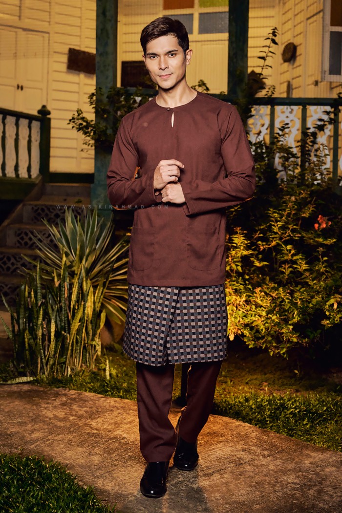 BAJU MELAYU SOLTAN (SBM-3) IN MAHOGANY BURGUNDY