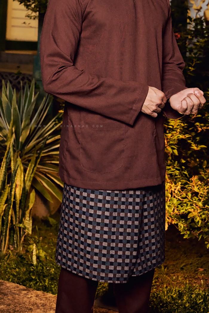 BAJU MELAYU SOLTAN (SBM-3) IN MAHOGANY BURGUNDY