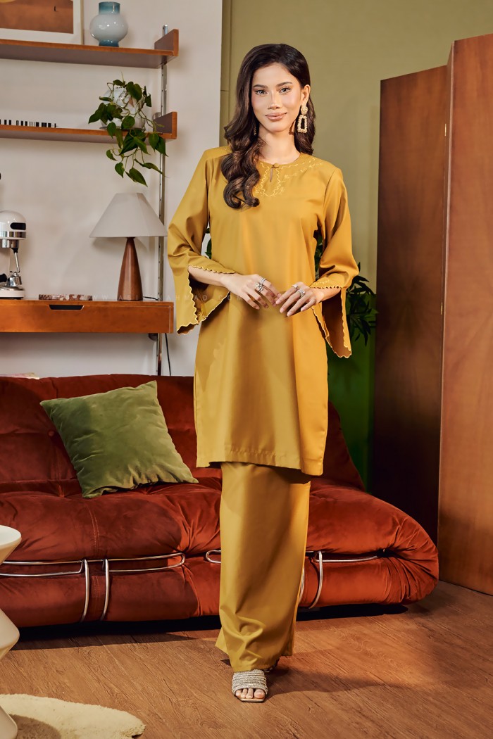 SONIA KURUNG IN MUSTARD