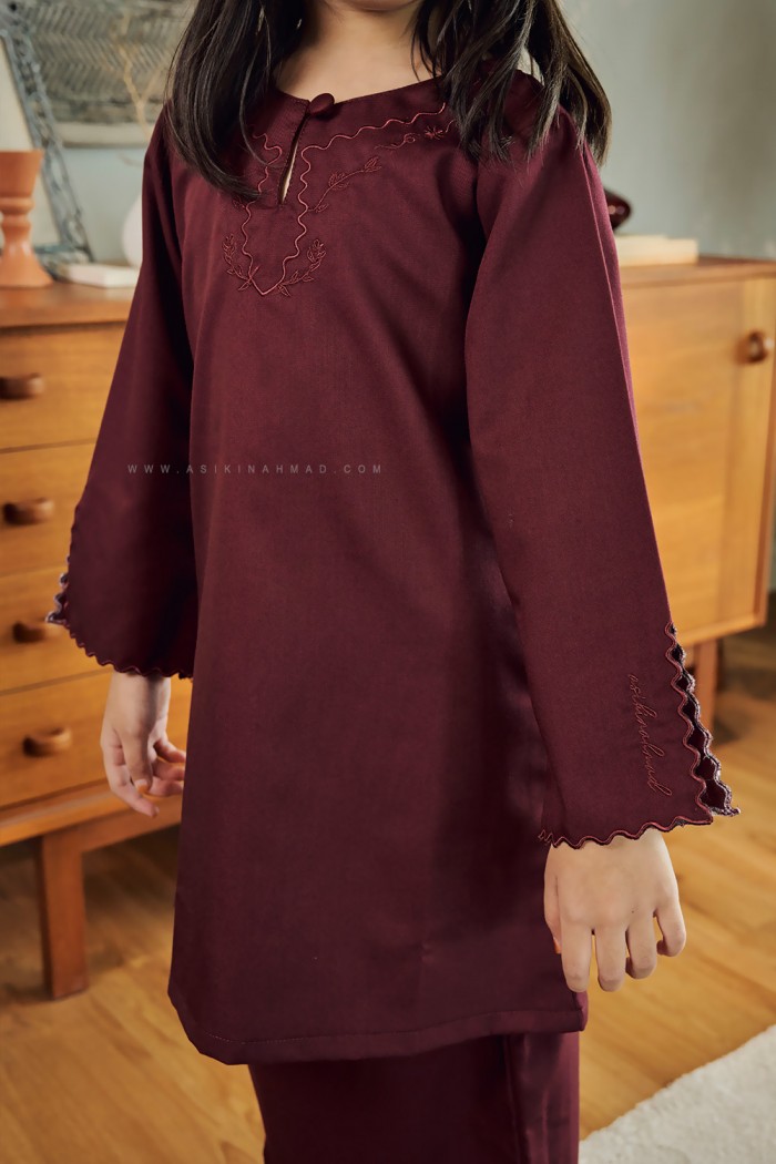 SONIA KURUNG KIDS IN  BURGUNDY