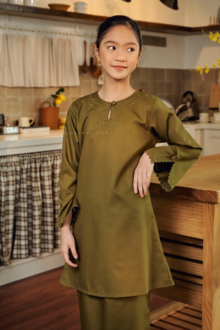 SONIA KURUNG KIDS IN OLIVE