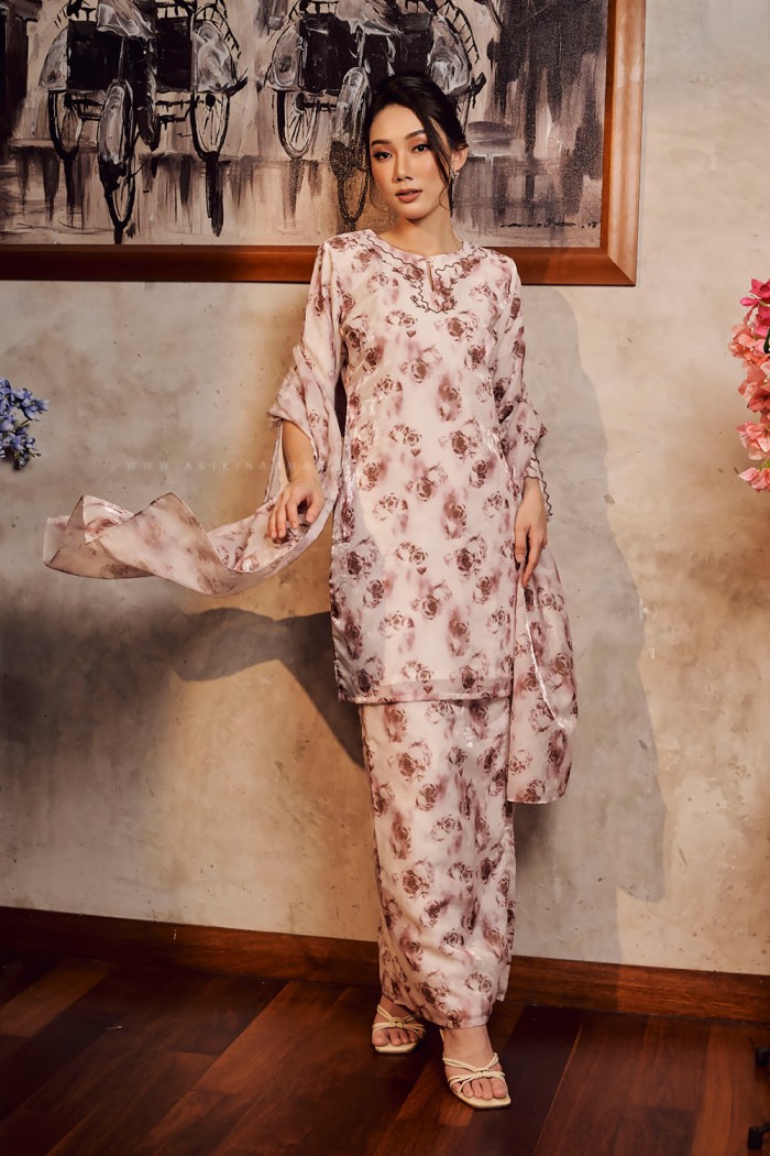 SONIA PRINTED KURUNG in BROWN