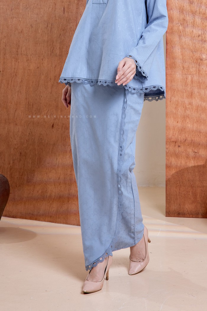 ZEHRA KURUNG in BABY BLUE