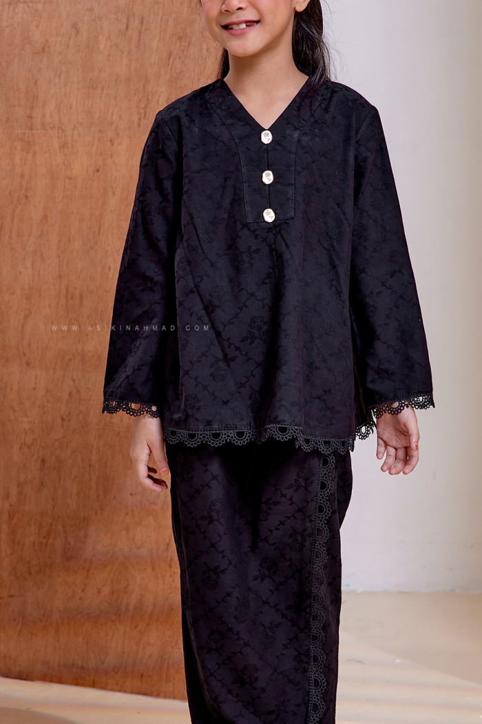 ZEHRA KURUNG KIDS in DEEP BLACK