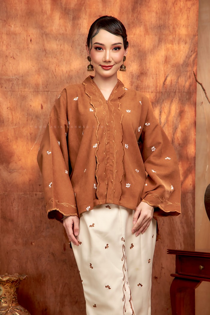 MEKAR MANIS KEBAYA (MMK-D1) in CARAMEL BROWN