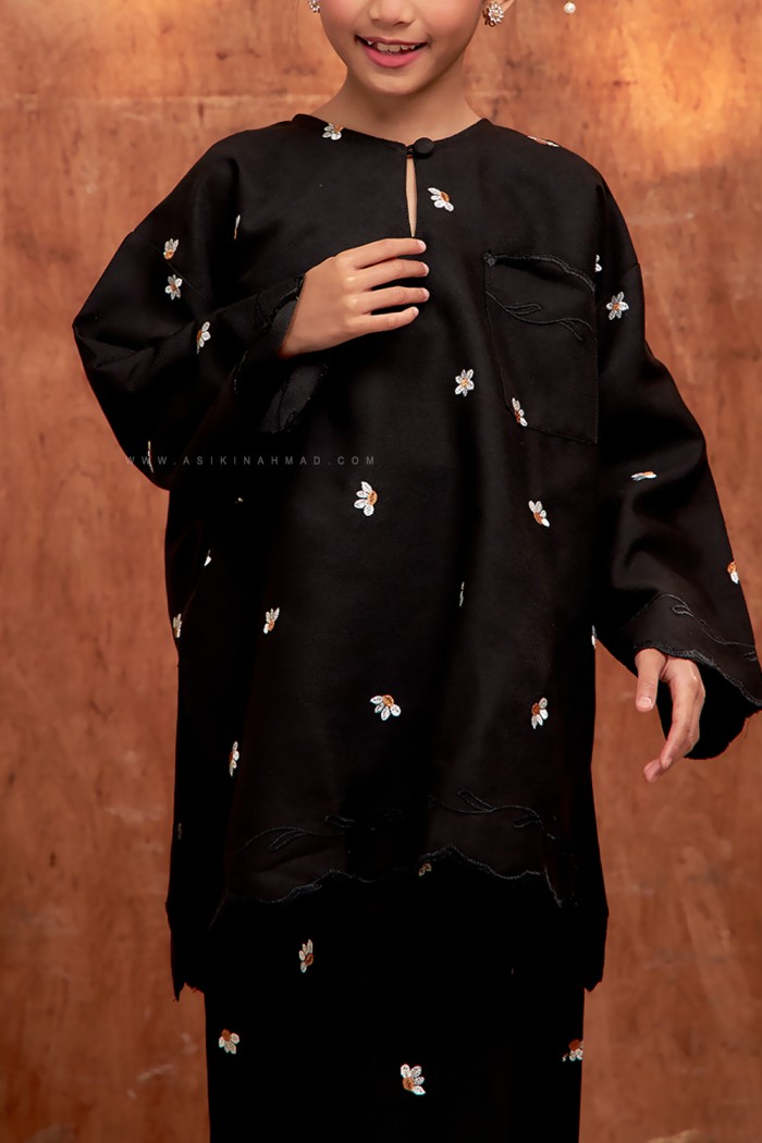 MEKAR SURI KIDS (MSSK-D1) in BLACK