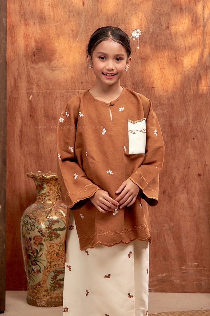 MEKAR SURI KIDS (MSSK-D1) in CARAMEL BROWN