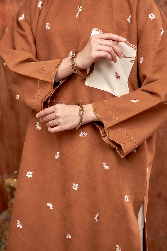 MEKAR SURI KURUNG (MSK-D1) in CARAMEL BROWN