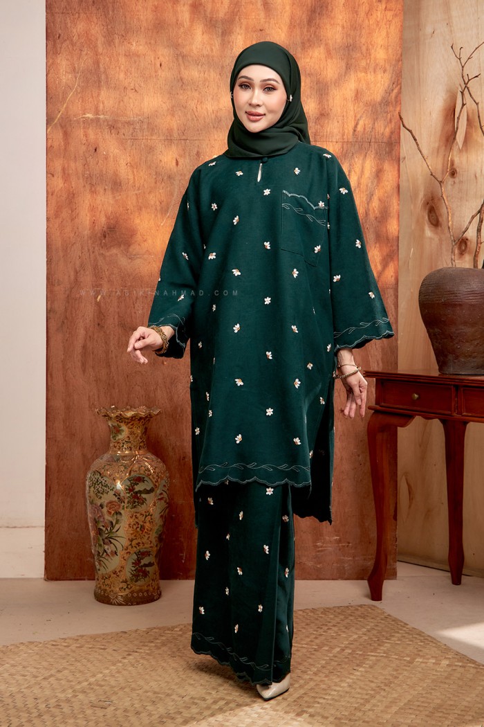 MEKAR SURI KURUNG (MSK-D1) in EMERALD