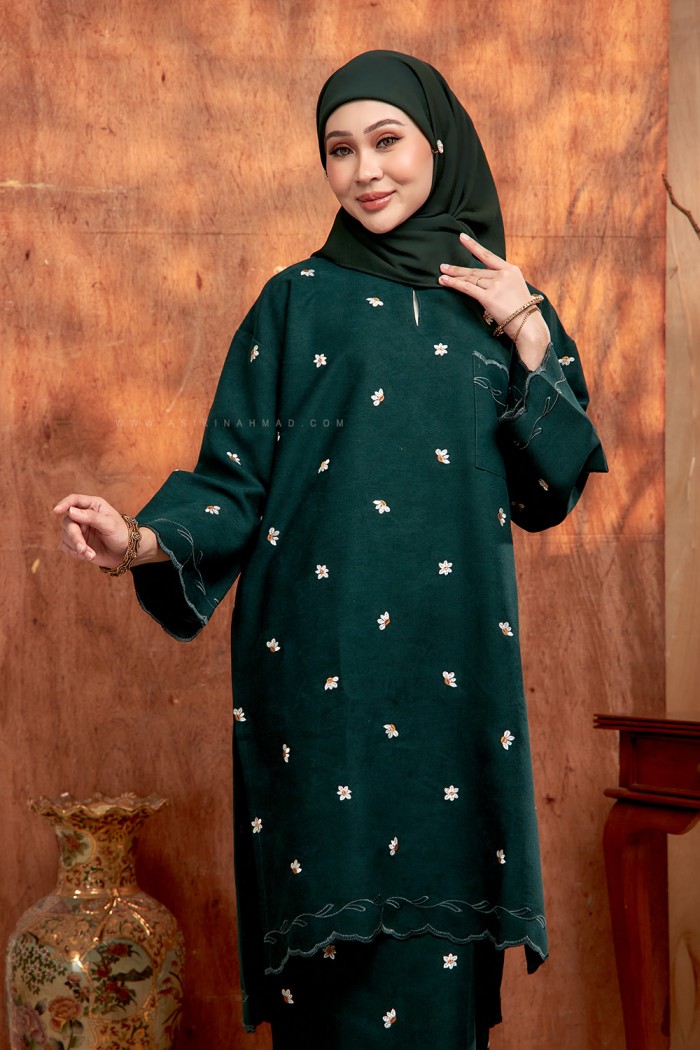 MEKAR SURI KURUNG (MSK-D1) in EMERALD