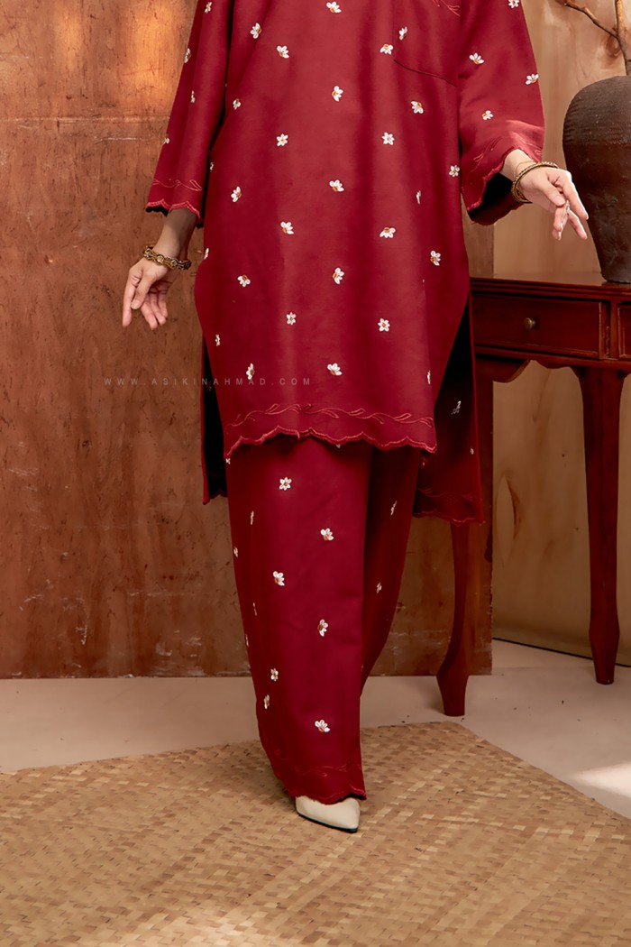 MEKAR SURI KURUNG (MSK-D1) in MAROON