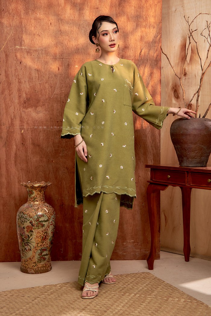 MEKAR SURI KURUNG (MSK-D1) in PEAR GREEN