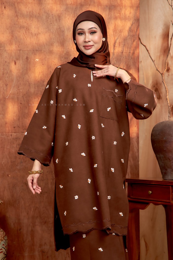 MEKAR SURI KURUNG (MSK-D1) in RICH BROWN