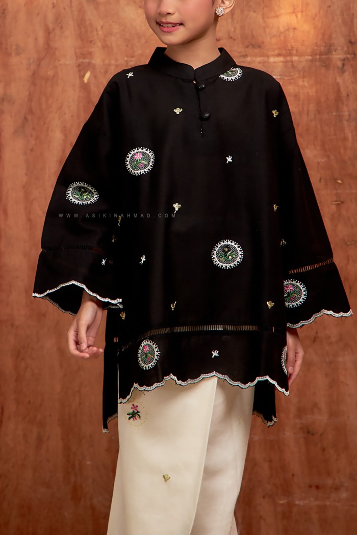 PUTERI RATNA KIDS (PRKK-D2) in BLACK