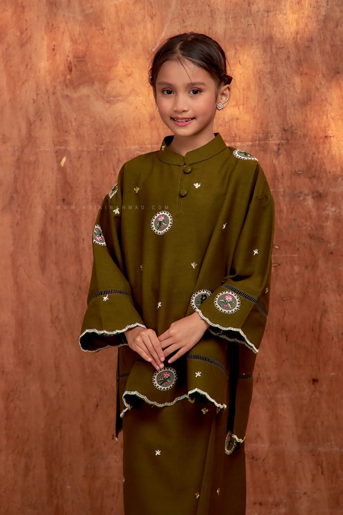 PUTERI RATNA KIDS (PRKK-D2) in OLIVE