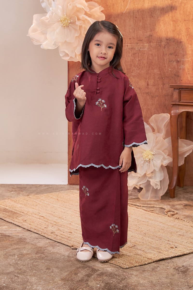 MARIA KURUNG KIDS in MAROON